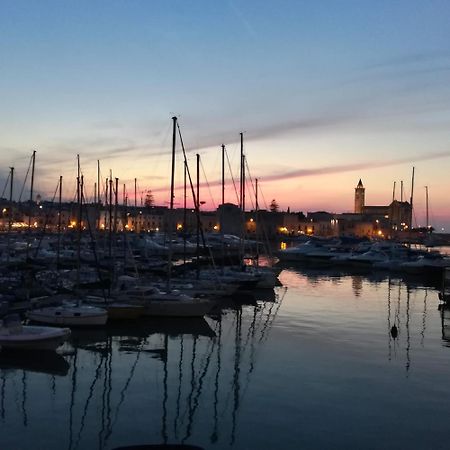 Trani Residence Buitenkant foto