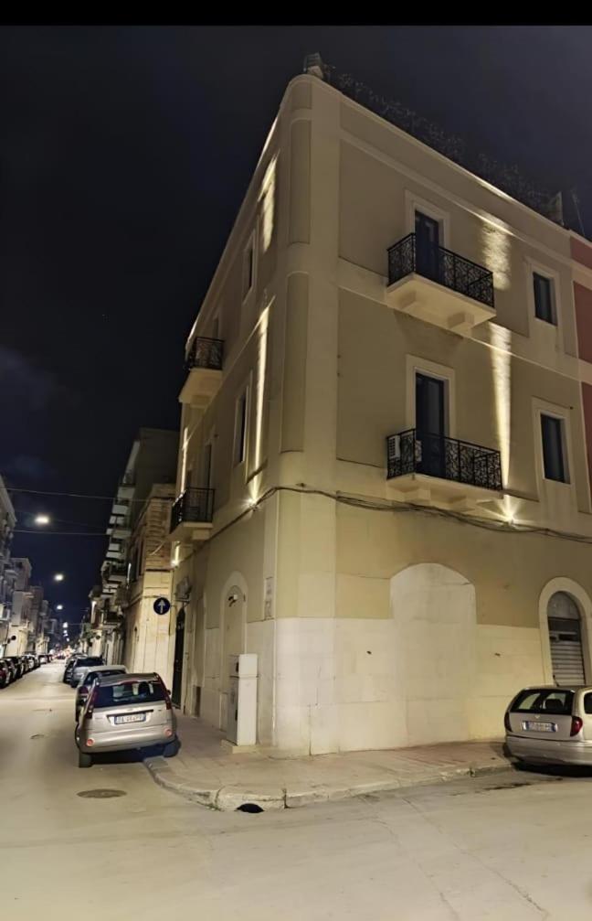 Trani Residence Buitenkant foto