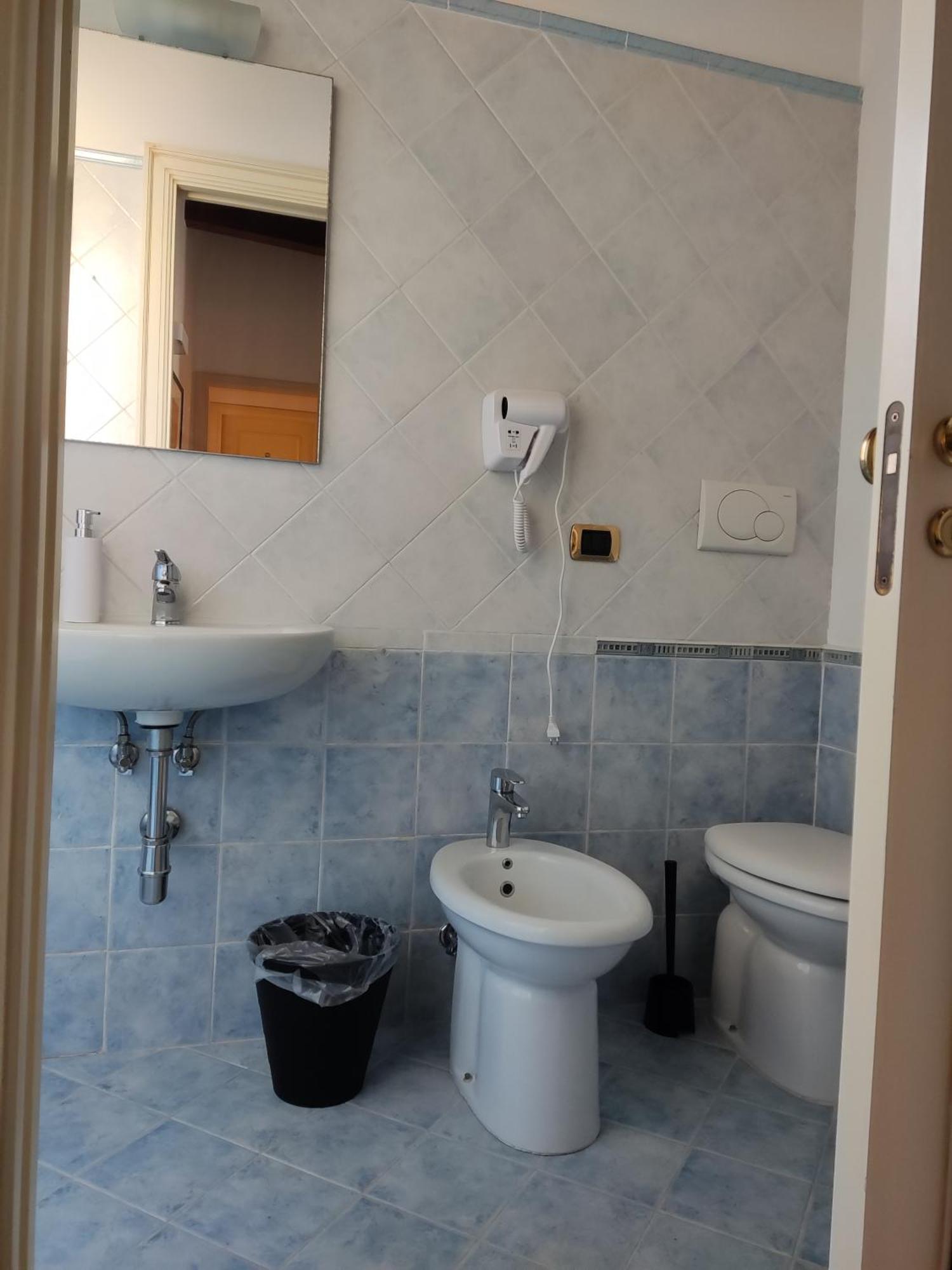 Trani Residence Buitenkant foto